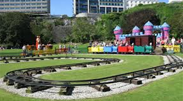 West Hoe Park Picture 2