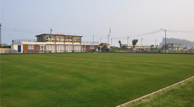 The Den, Teignmouth Picture 1